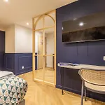 Apartment 3 De Gamme Immeuble Chic Centre